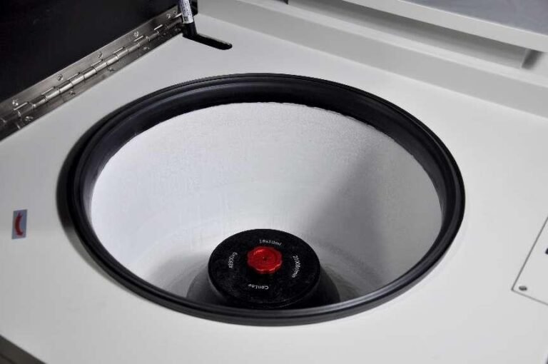 Centrifuge Basics Unpacked: When to Go High Speed, Large Capacity, or Ultra Speed?